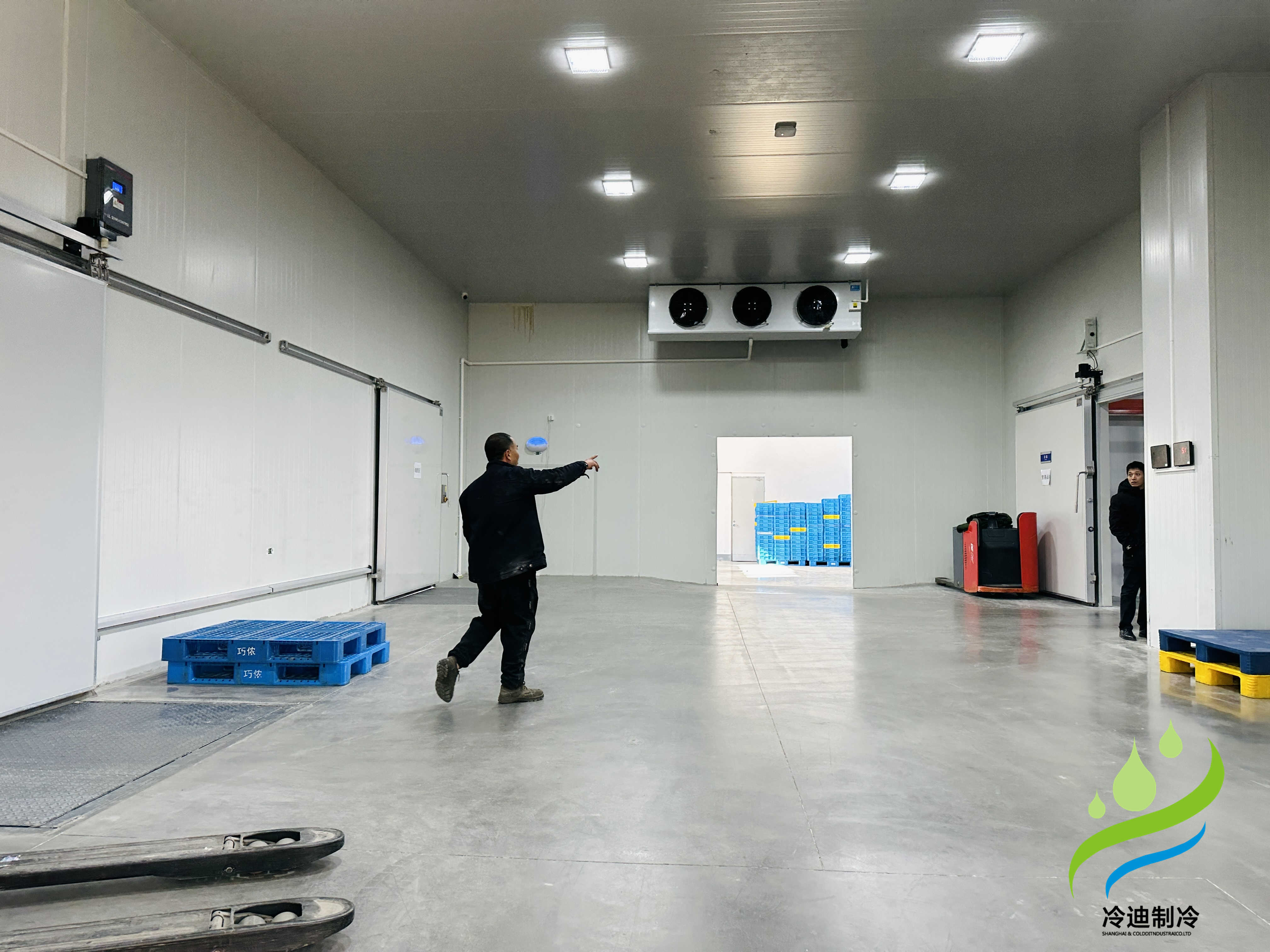 冷冻库建设正常多少钱一平方米？