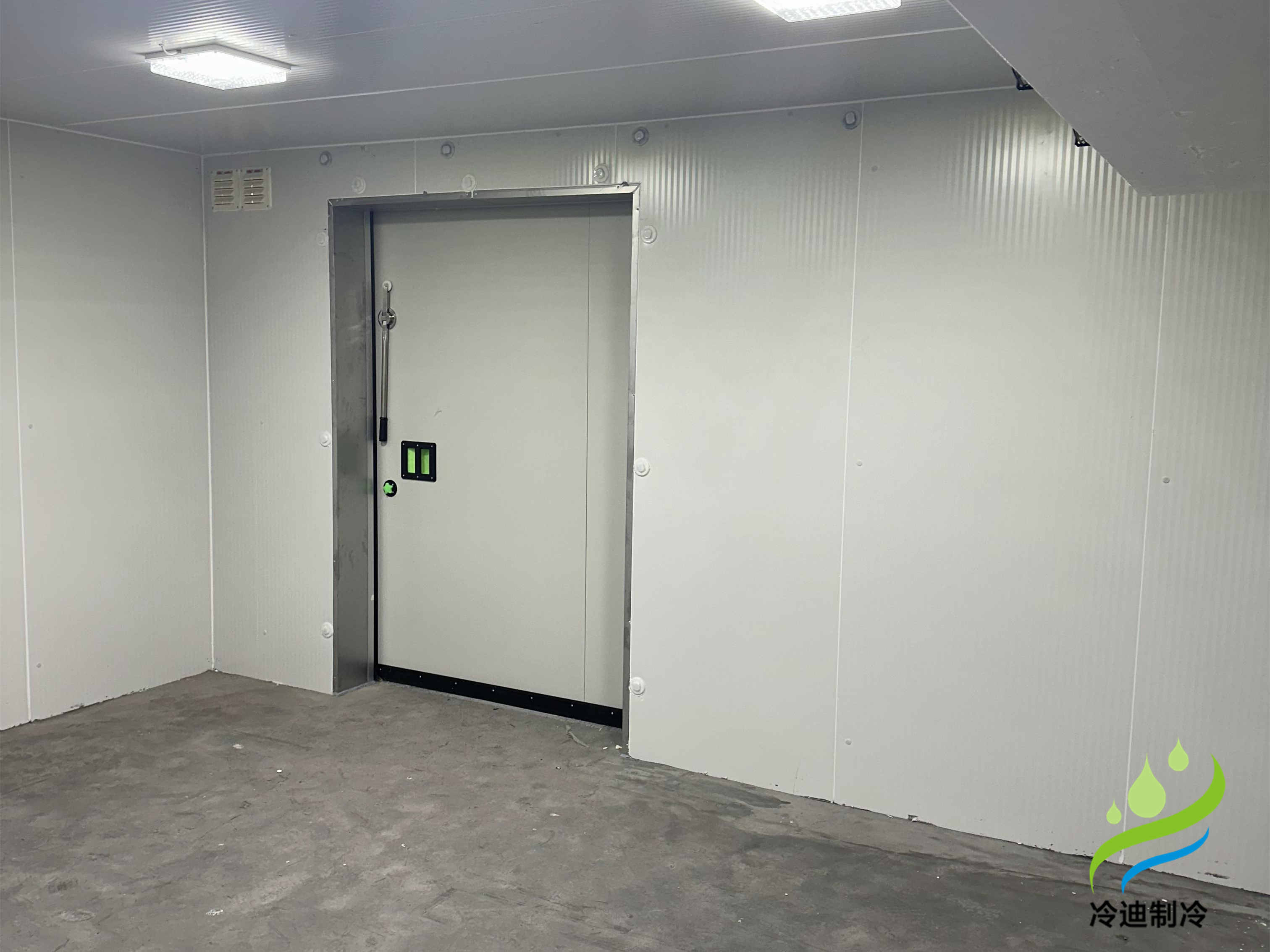 冷库建设多少钱一平方包括机器设备