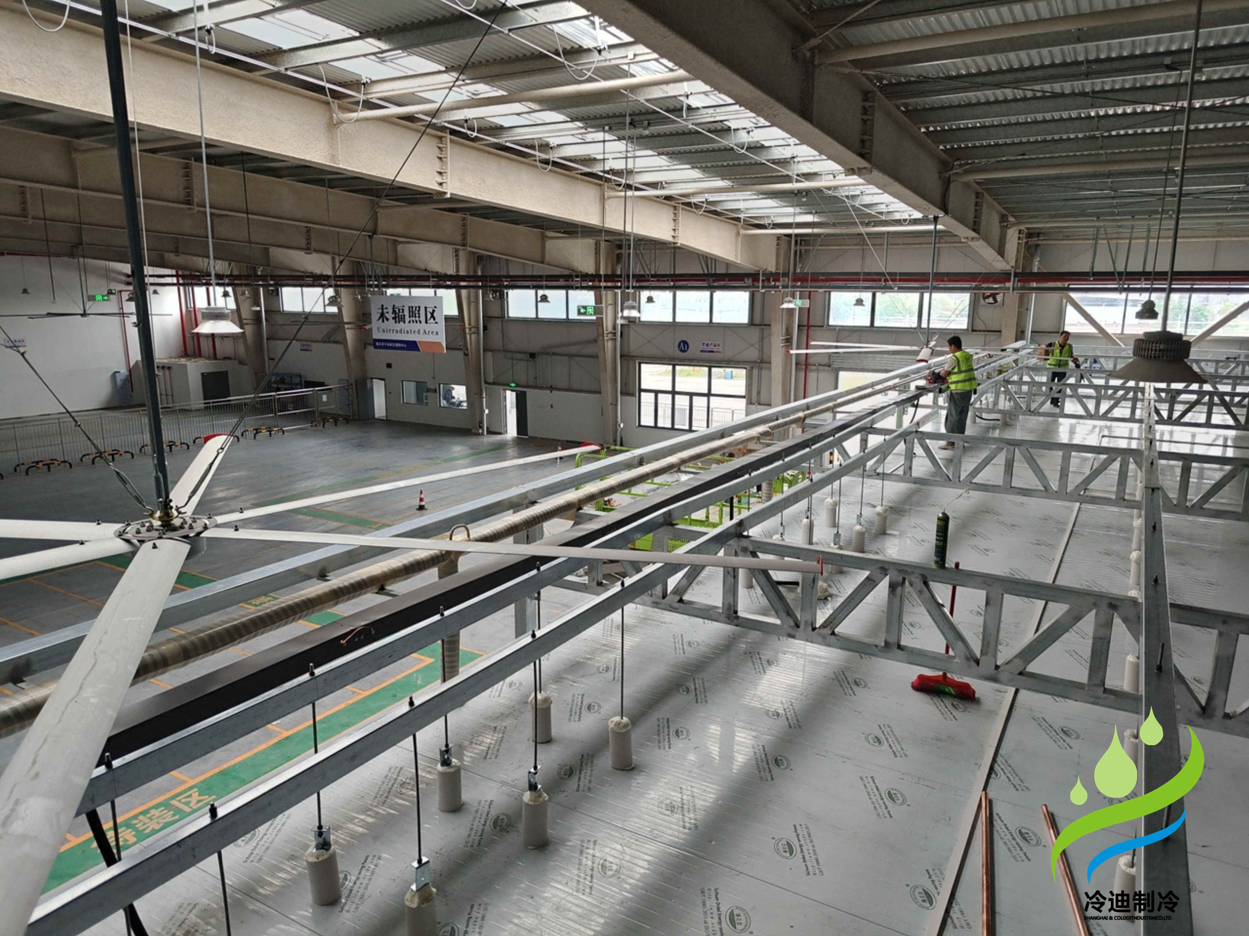 重庆市新桂实业1700立方保鲜冷库工程案例(图8) 冷库安装